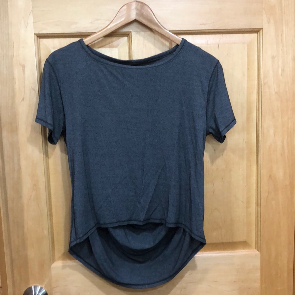 COPY - Lululemon Gray Tee short sleeve size 4